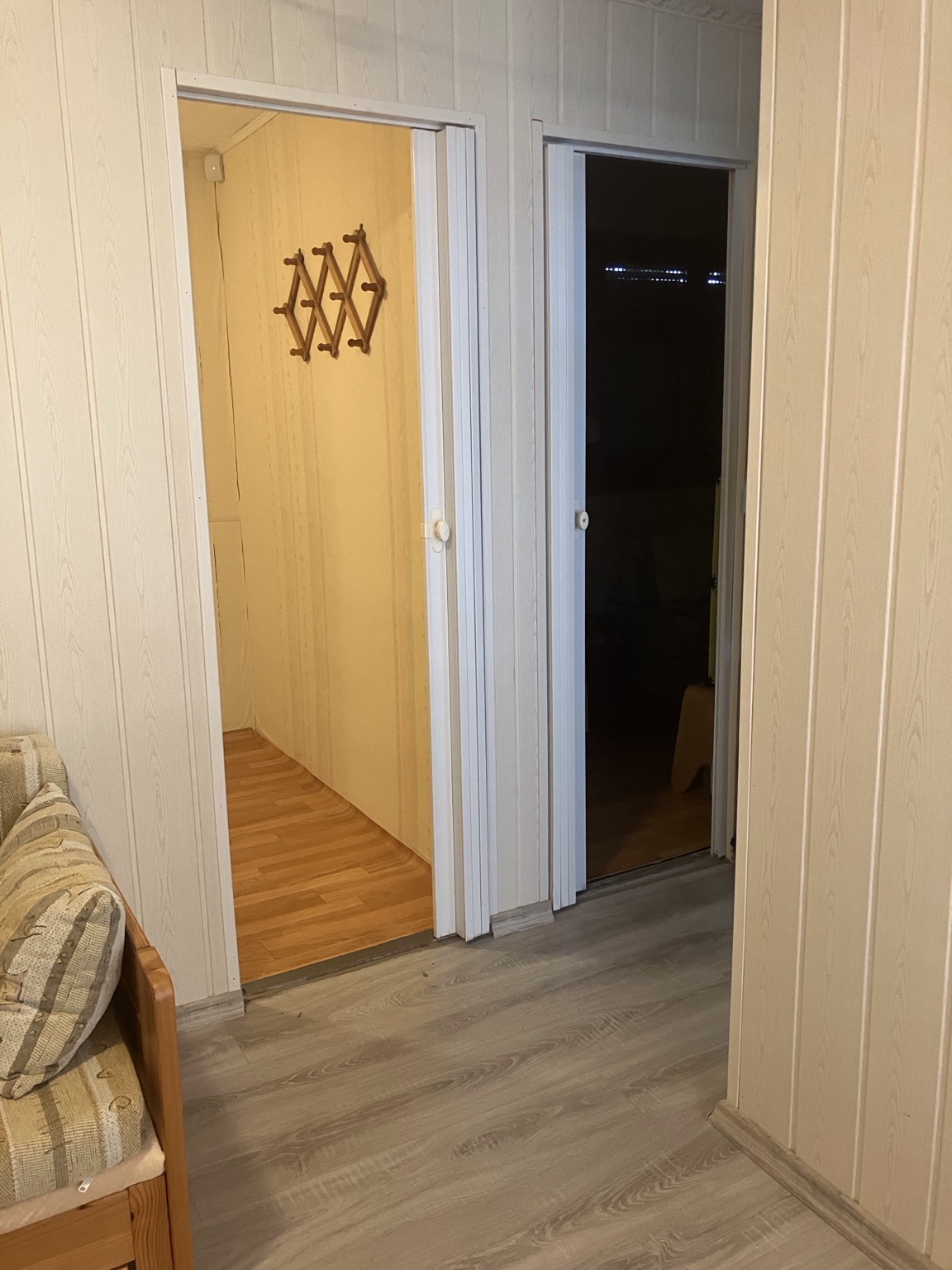 A home office szobából nyíló két kis szoba